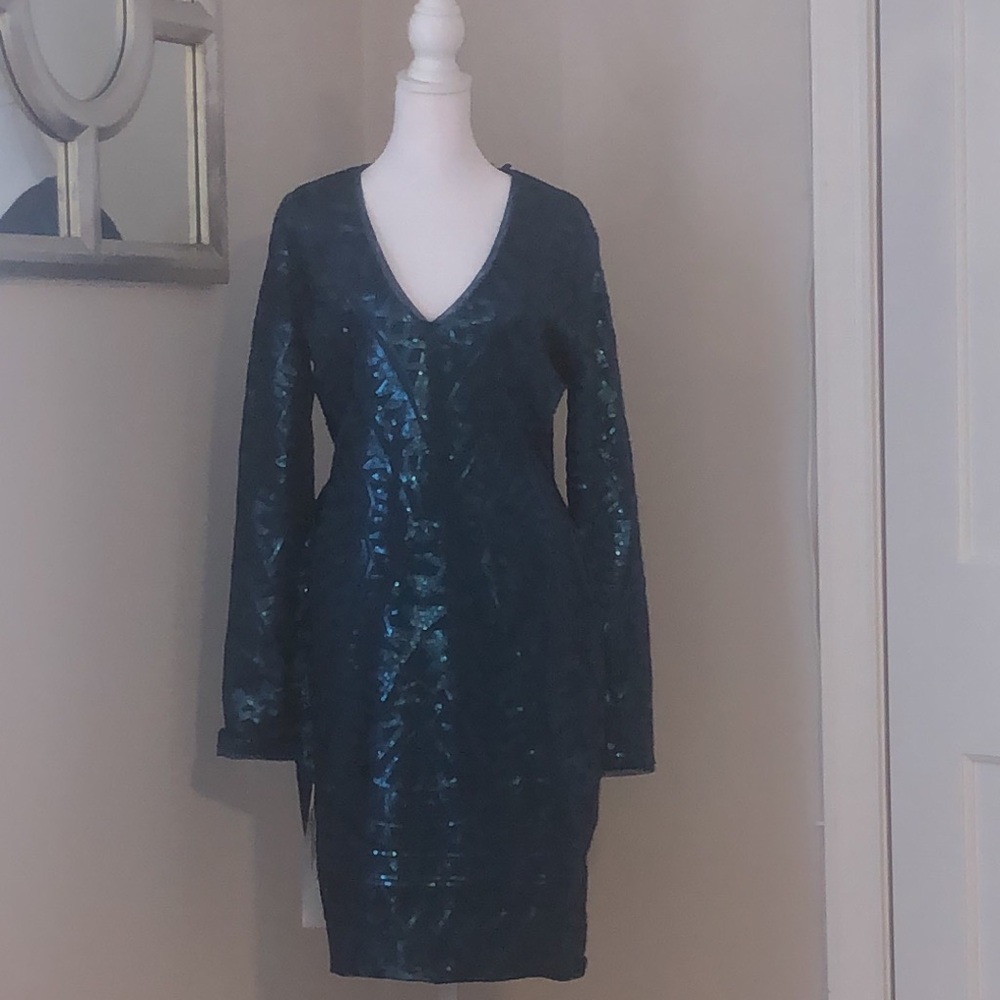 NWT BCBGMAXAZRIA Morris Bodycon Art Deco V neck dress - Picture 3 of 8